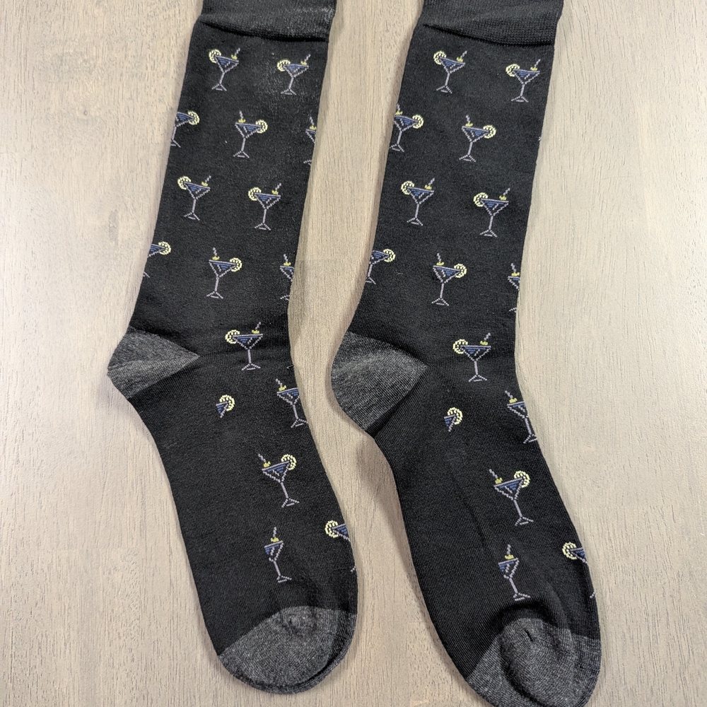 Tommy Bahama Stylish Black Cocktail Pattern Socks